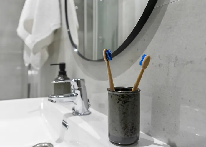 Picasso, 6 Personas, Espacioso Piso De Diseno Χιχόν