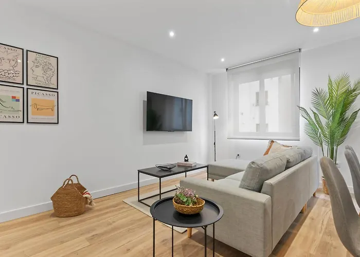 Διαμέρισμα Picasso, 6 Personas, Espacioso Piso De Diseno *