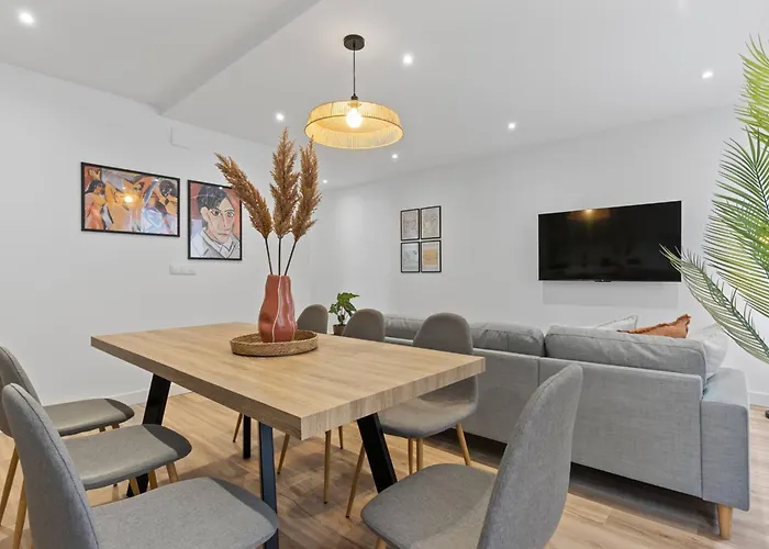 Picasso, 6 Personas, Espacioso Piso De Diseno Apartament *